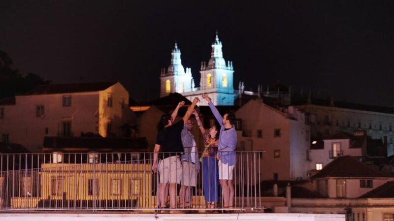 lisbon-by-night-in-a-vintage-jeep-with-food-drink-tastings