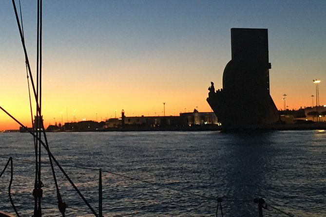 lisbon-by-night-sailing-tour-with-white-or-rose-wine-light-snacks