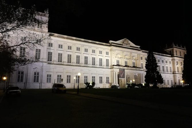 lisbon-by-night-up-to-6-people-private-tour
