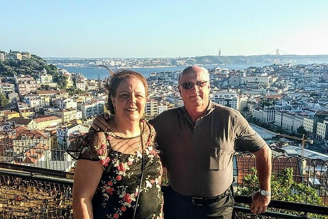 lisbon-by-night-with-dinner-and-fado-show-included-2