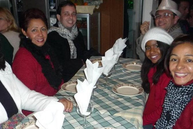 lisbon-by-night-with-dinner-and-fado-show-included-2