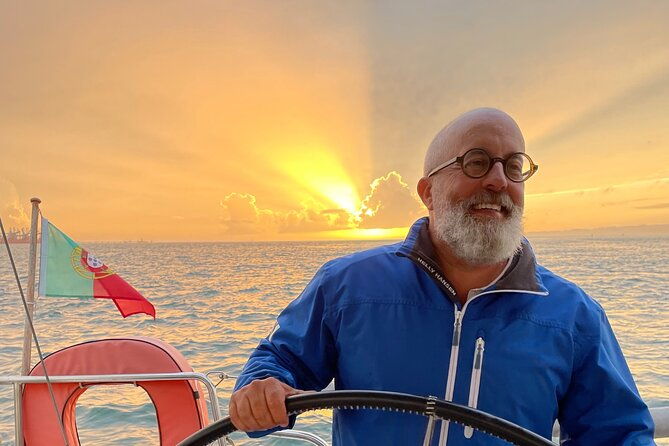 lisbon-by-sailboat-with-history-and-wine