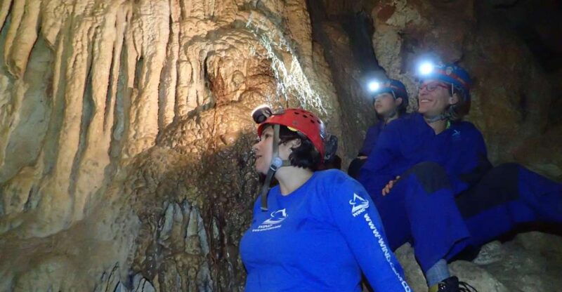 lisbon-caving-in-arrabida-natural-park-setubal-sesimbra