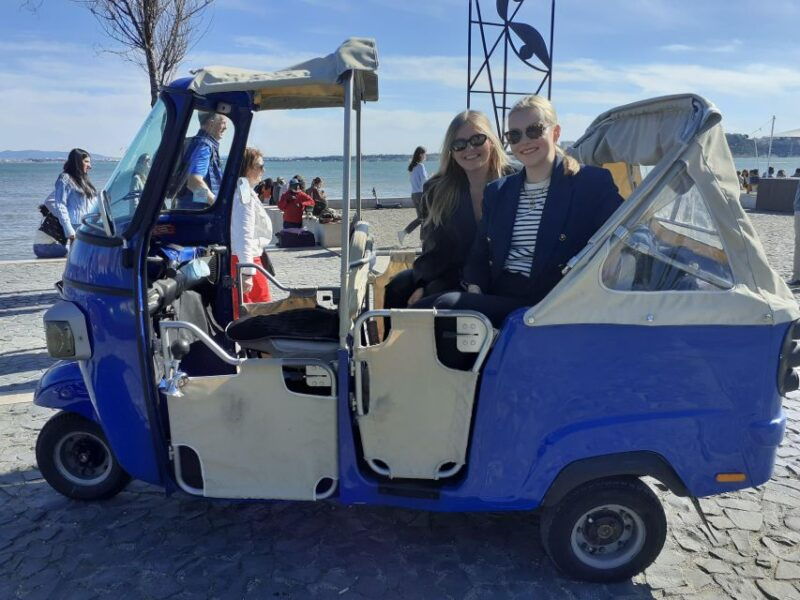 lisbon-chiado-bairro-alto-and-principe-real-tuk-tuk-tour
