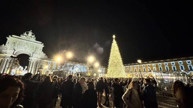 lisbon-christmas-lights-tuk-tuk-tour