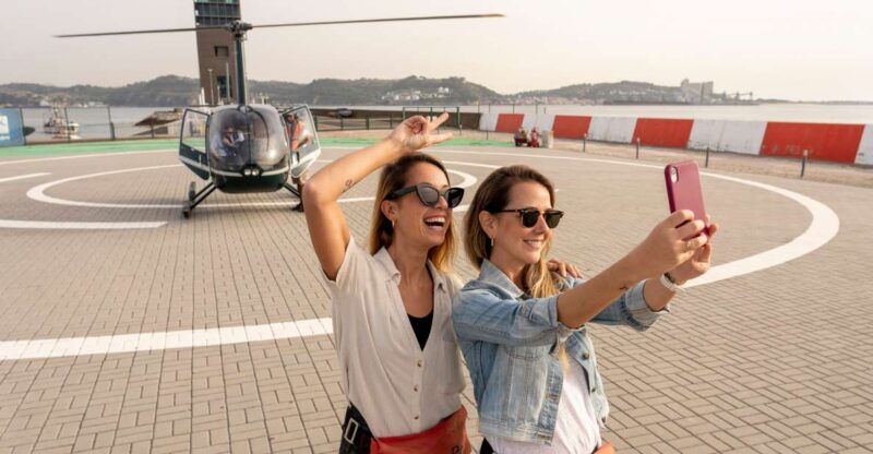 lisbon-city-and-coastline-sightseeing-helicopter-flight