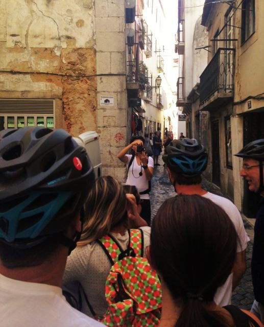 lisbon-city-highlights-and-viewpoints-e-bike-tour