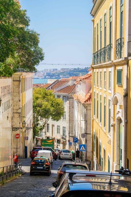 Lisbon: City Highlights Tour with Food Tastings - In-Depth Look at the Lisbon: City Highlights Tour