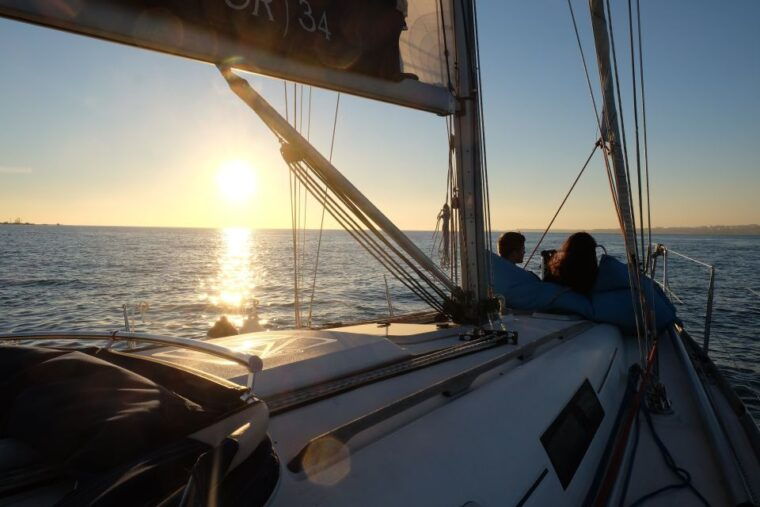 lisbon-city-skyline-sailboat-cruise-with-drink-and-snacks