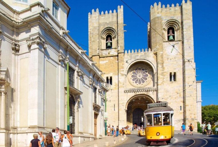 lisbon-city-tour-alfama-new-town-and-belem