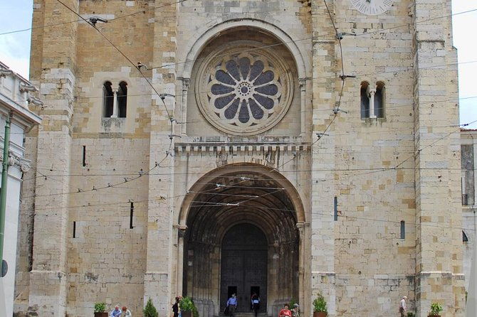 lisbon-city-tour-full-day-9-am-to-6-pm-private-tour