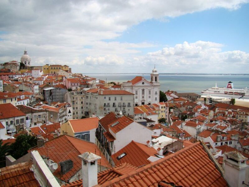 lisbon-city-walking-tour-with-local-guide