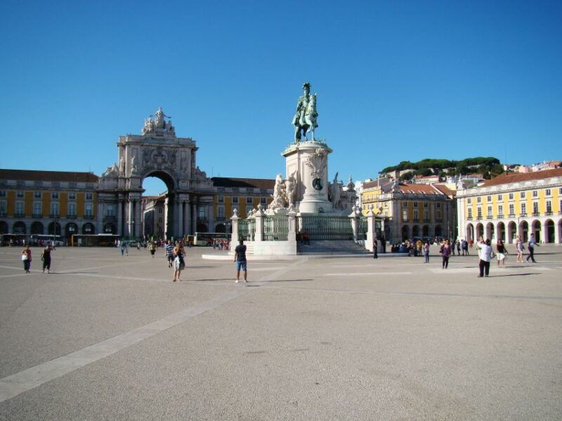 lisbon-city-walking-tour-with-local-guide