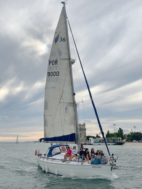 lisbon-day-and-sunset-tour-on-the-tagus-river