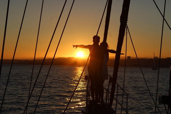 lisbon-daylight-or-sunset-on-a-vintage-sailboat