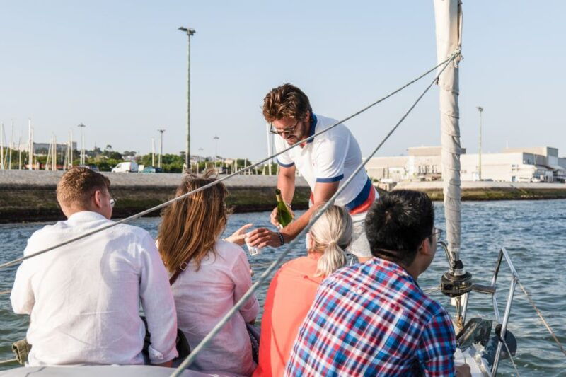 lisbon-daytime-sunset-night-city-sailboat-tour-with-drink