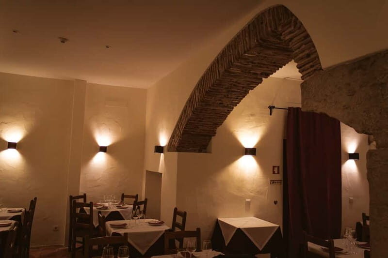 Lisbon: Dinner with Fado Show with the Rising Stars of Fado - An In-Depth Look at the Experience