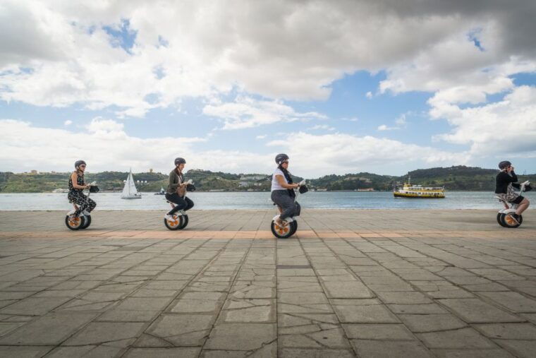 lisbon-discoveries-sitway-tour