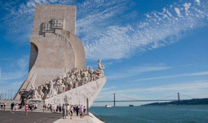 lisbon-discovering-belem-tuk-tuk-tour