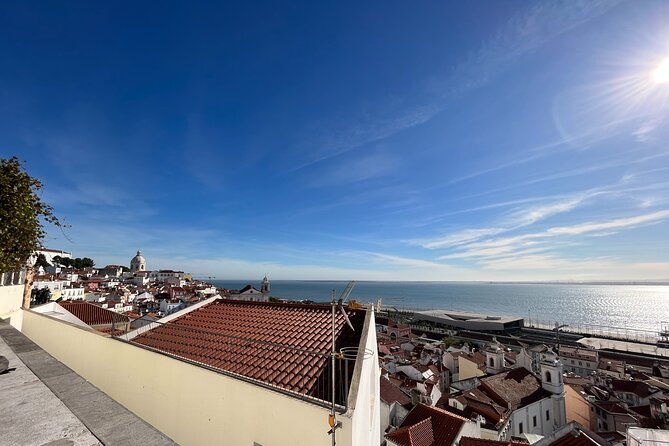 lisbon-downtown-alfama-with-a-guide-walking-tour