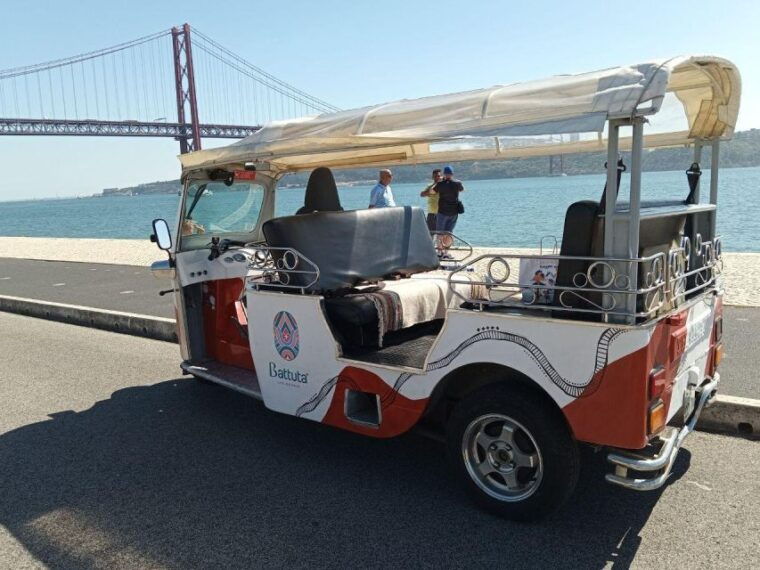 lisbon-downtown-belem-private-tour-on-a-tuk-tuk
