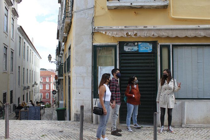 lisbon-downtown-private-guided-tour-with-a-local