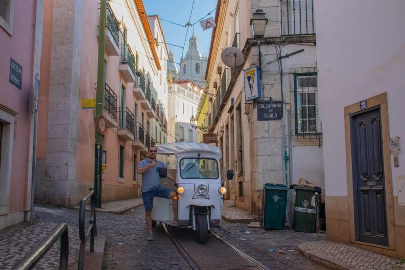 lisbon-early-morning-tuktuk-tour-hotel-cruise-ship-pickup