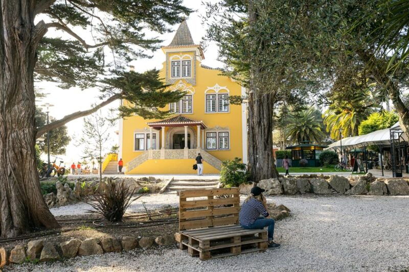 lisbon-eco-friendly-tour-to-cascais-by-tukxi