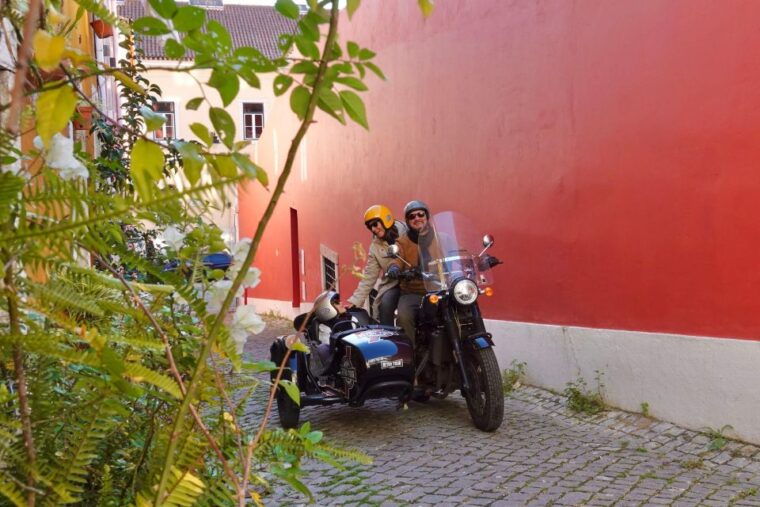 lisbon-el-cristo-rei-motorcycle-side-car-tour-2