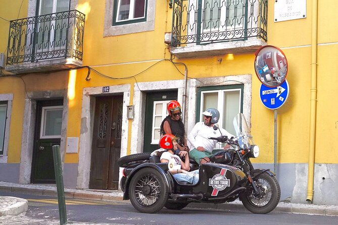 lisbon-el-cristo-rei-motorcycle-side-car-tour