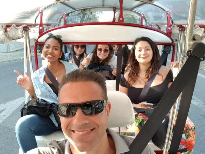 lisbon-electric-tuk-tuk-private-tour-of-the-seven-hills