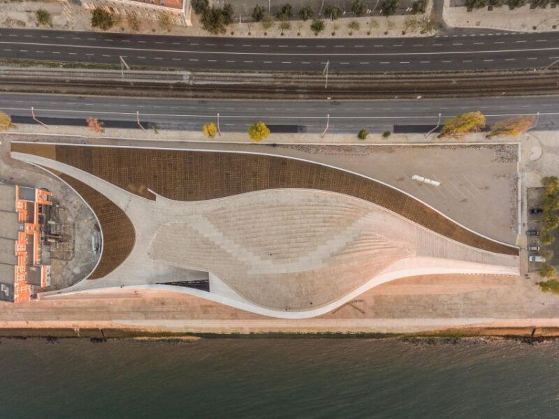 lisbon-enjoy-a-maat-ticket-with-sunset-wine-experience