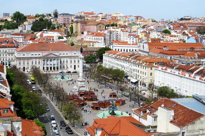 Lisbon Essentials 3h Tour: See, Taste and Learn with a Local - A Quick Introduction to the Lisbon Essentials 3-Hour Tour