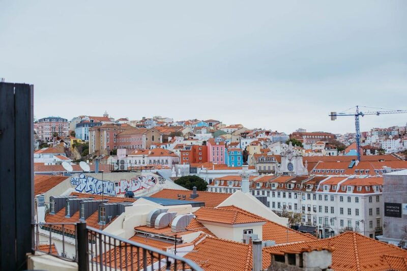 lisbon-evening-food-wine-tour-in-bairro-alto