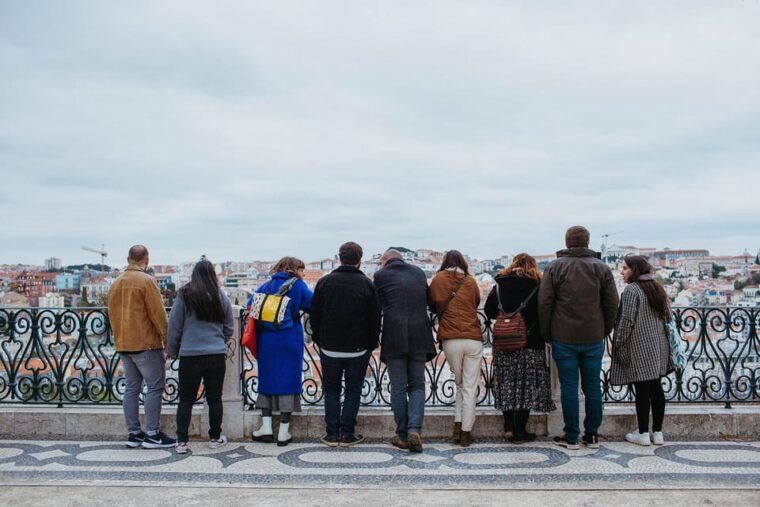 lisbon-evening-food-wine-tour-in-bairro-alto