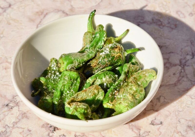 lisbon-evening-local-food-crawl-with-drink-pairings