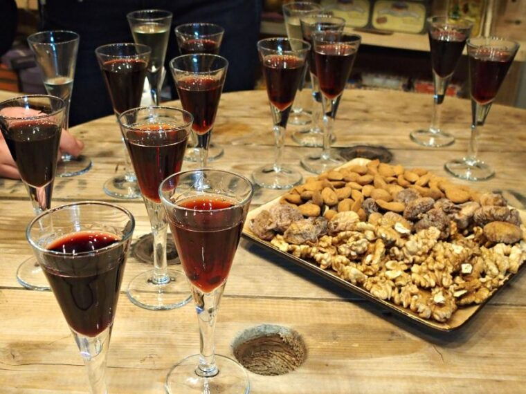 lisbon-evening-local-food-crawl-with-drink-pairings