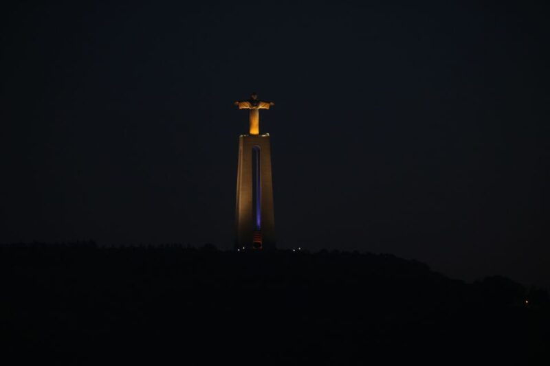 lisbon-exclusive-night-tour