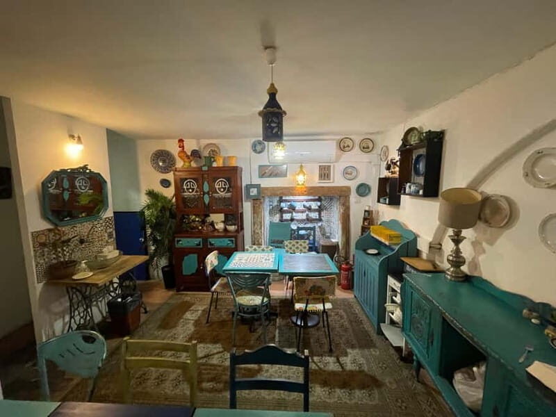 Lisbon: Fado Dinner Show with Traditional Portuguese Cuisine - The Authentic Touch: What Reviewers Say