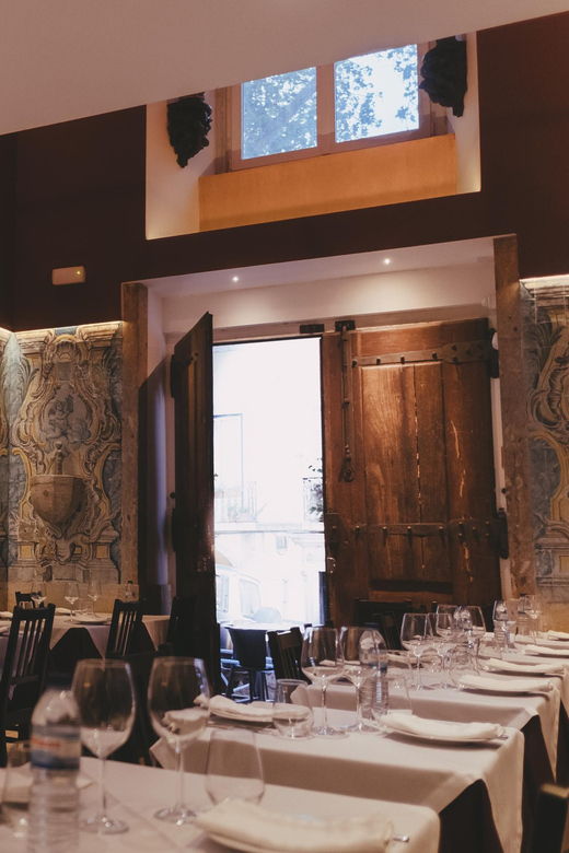 lisbon-fado-night-with-dinner-in-a-typical-fado-house