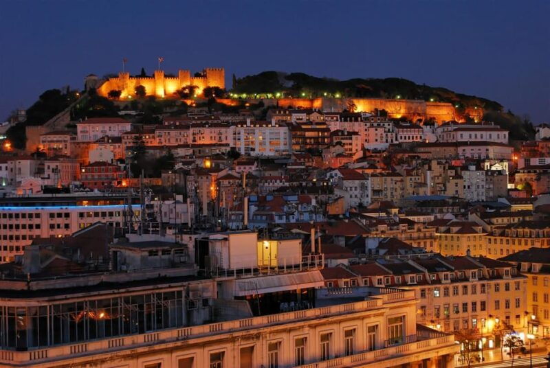 lisbon-fado-show-dinner-city-tour-with-local-guide