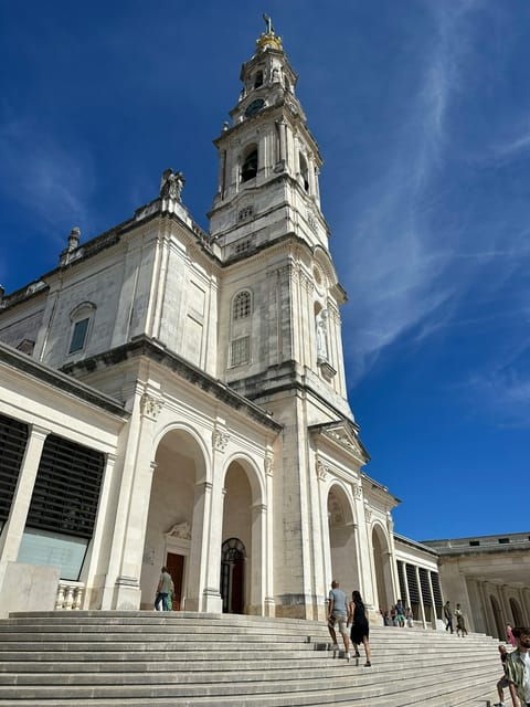 lisbon-fatima-and-santarem-day-of-spirituality-and-history