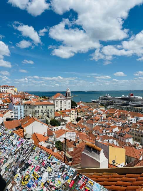 Lisbon: Follow the Croco on secret mission - Lisbon Tour - FAQ