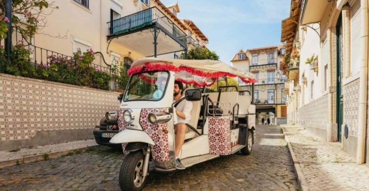 lisbon-food-and-wine-tasting-4-hours-tuk-tuk-tour