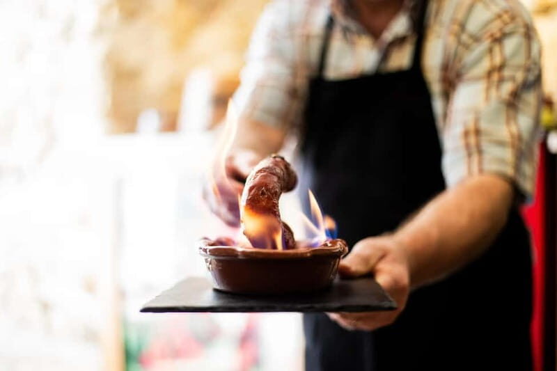Lisbon: Food Tasting Tour by Tuk Tuk with 2 Stops - Why This Tour Works Well