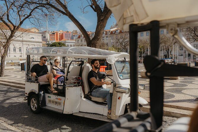 lisbon-food-tuk-tuk-tour-with-eating-europe