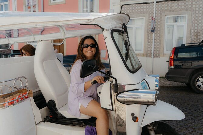 lisbon-food-tuk-tuk-tour-with-eating-europe