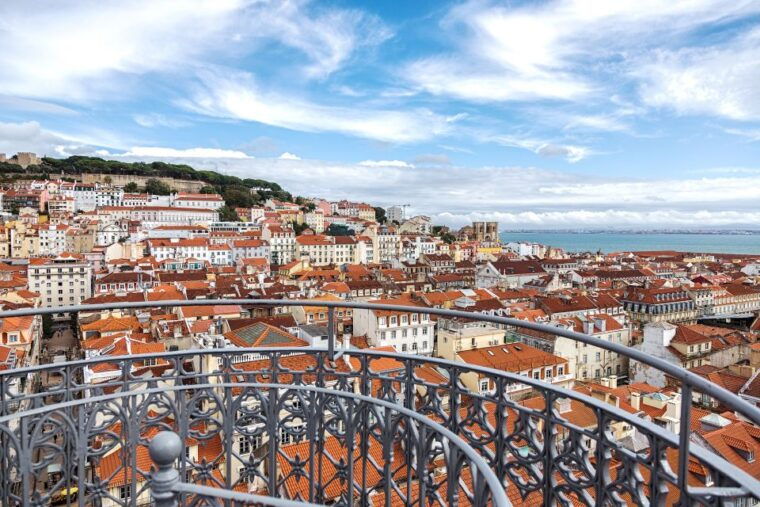 lisbon-from-east-to-west-private-tour-by-tukxi
