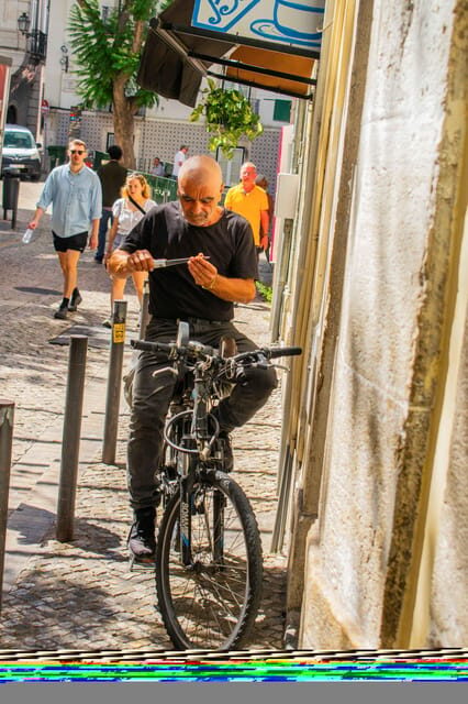 Lisbon: Full-Day Guided Tour with Alfama and Baixa Districts - FAQ