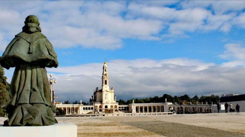 lisbon-full-day-private-guided-tour-to-fatima